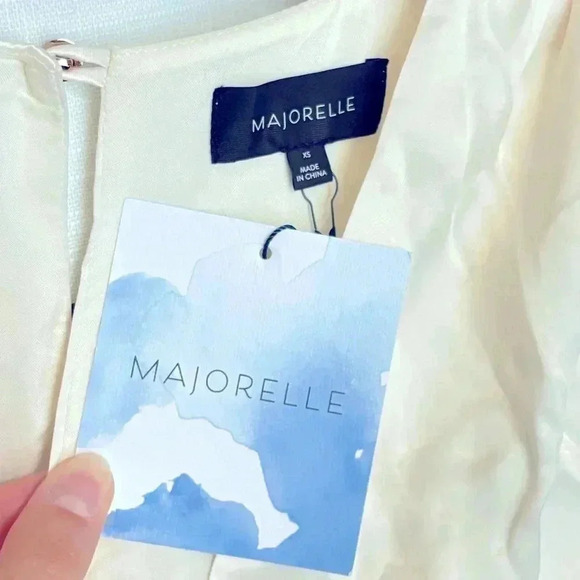 NWT MAJORELLE x Revolve White Pearl Glossy Satin High Slit Ruffle Gown Dress XS - Picture 9 of 10